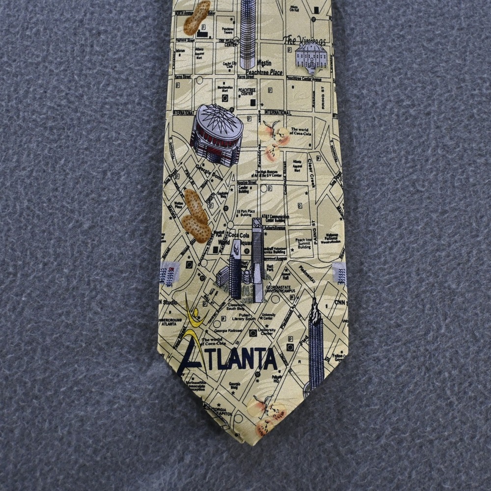 Museum Artifacts Mens Atlanta City Map Silk Tie OS Tan Peanuts Peaches Vintage